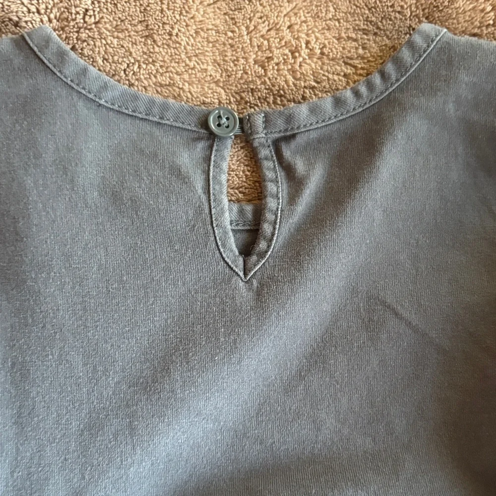 Hanna Andersson Girls Gray Tiered Cotton Dress Crochet Flower Size 100 3T 4T